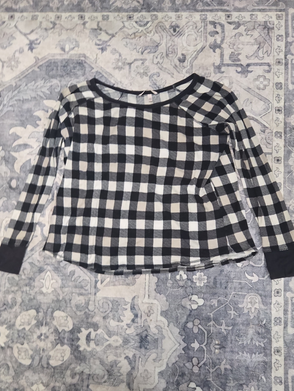 Victoria's Secret Black & White Plaid Long Sleeve Top